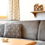 Royer Apartment *